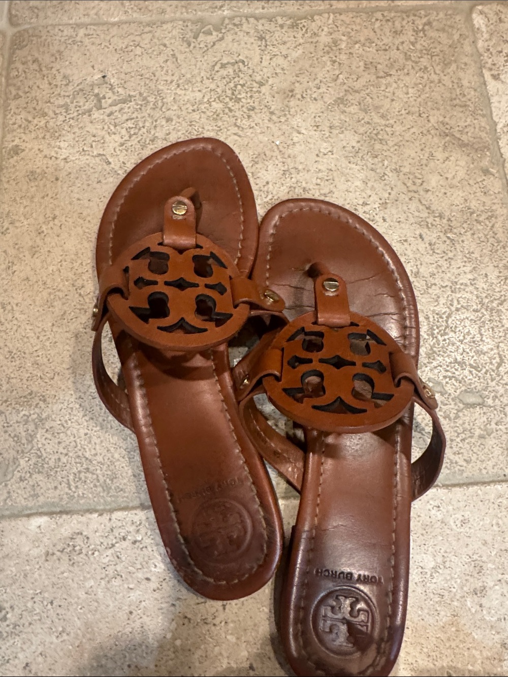Tory Burch Chestnut Leather Miller Thong Sandals - Picture 3 of 4